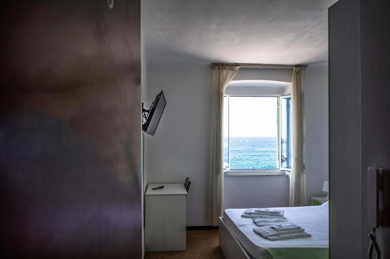 **  Hotel San Pietro Chiavari Italy